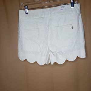 NWT Crown & Ivy🔥Shelby Shorts White Size